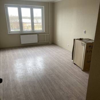 Продается 1-комнатная квартира, 42 м²