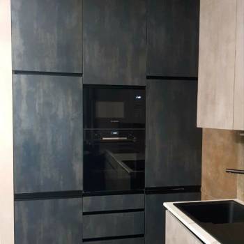 Продается Многокомнатная квартира, 140 м²