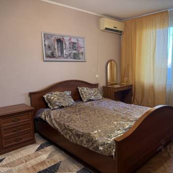 Сдается 1-комнатная квартира, 45 м²