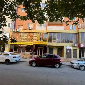 Сдается Нежилое помещение, 100 м²