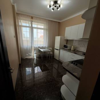Сдается 1-комнатная квартира, 45 м²