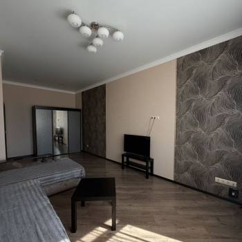 Сдается 1-комнатная квартира, 45 м²