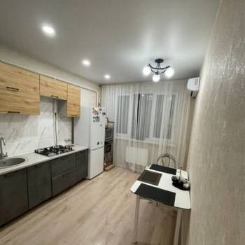 Сдается 1-комнатная квартира, 36 м²