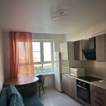 Сдается 2-х комнатная квартира, 61 м²