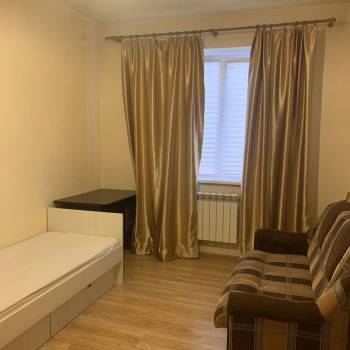Сдается Многокомнатная квартира, 100 м²