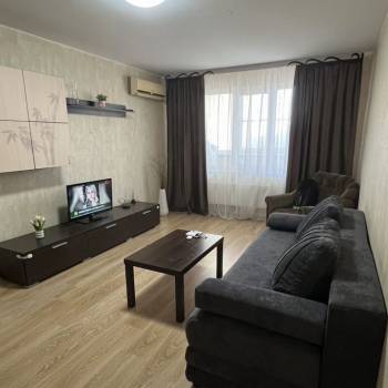Сдается 2-х комнатная квартира, 59,5 м²
