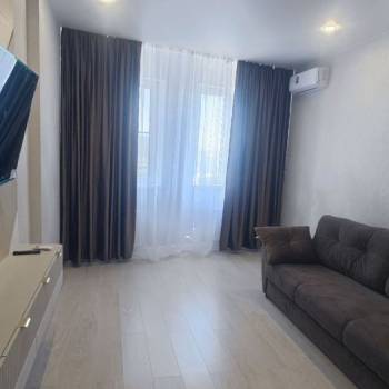 Сдается 1-комнатная квартира, 43,6 м²