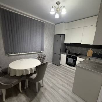 Сдается 2-х комнатная квартира, 53 м²