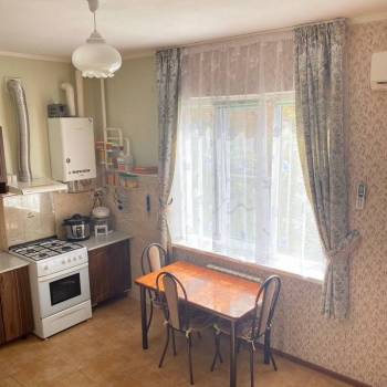 Продается 1-комнатная квартира, 39 м²