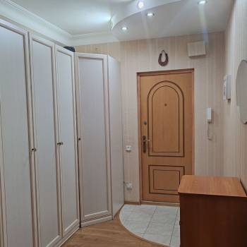 Сдается 2-х комнатная квартира, 60 м²