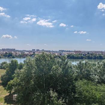 Сдается 2-х комнатная квартира, 60 м²