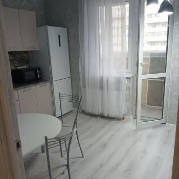 Сдается 1-комнатная квартира, 42,5 м²