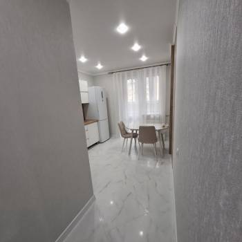 Сдается 1-комнатная квартира, 42 м²