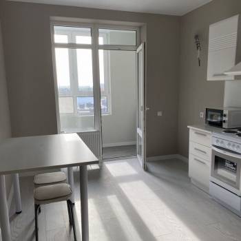 Сдается 1-комнатная квартира, 41 м²
