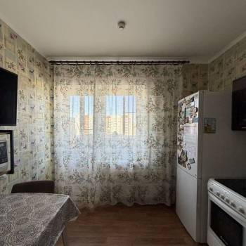 Продается 1-комнатная квартира, 36 м²
