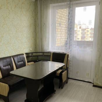 Сдается 2-х комнатная квартира, 61,3 м²