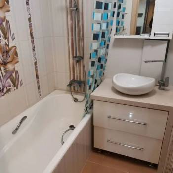 Продается 1-комнатная квартира, 42,9 м²