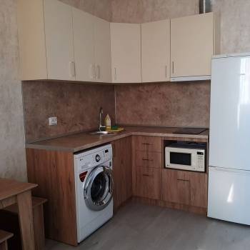 Сдается 1-комнатная квартира, 43 м²