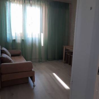 Сдается 1-комнатная квартира, 43 м²