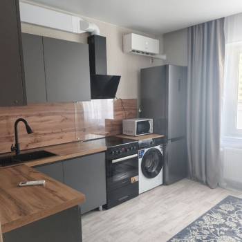 Сдается 2-х комнатная квартира, 53 м²