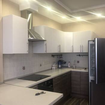 Сдается 2-х комнатная квартира, 79,4 м²
