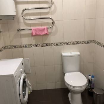 Сдается 2-х комнатная квартира, 79,4 м²