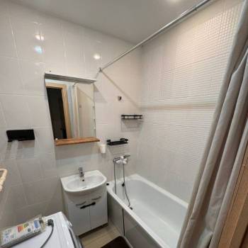 Сдается 1-комнатная квартира, 35 м²