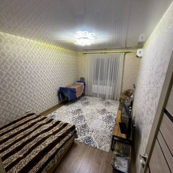 Сдается 1-комнатная квартира, 50 м²
