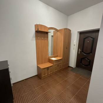 Сдается 2-х комнатная квартира, 67,1 м²