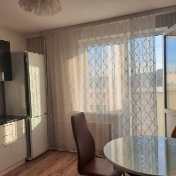 Сдается 1-комнатная квартира, 40 м²