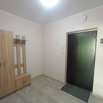 Сдается 1-комнатная квартира, 49,5 м²