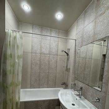 Сдается 1-комнатная квартира, 48 м²