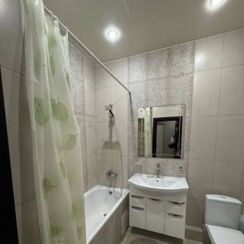 Сдается 1-комнатная квартира, 48 м²