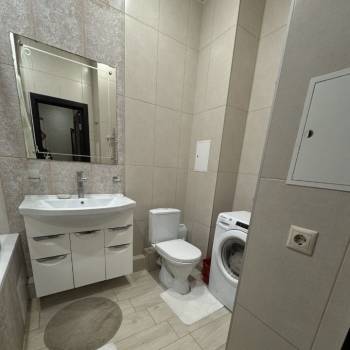 Сдается 1-комнатная квартира, 48 м²