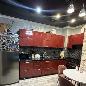 Продается 1-комнатная квартира, 32 м²