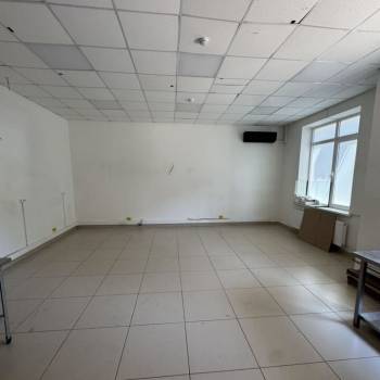 Сдается Нежилое помещение, 80 м²