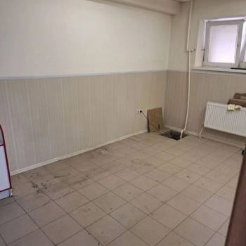 Сдается Нежилое помещение, 160 м²