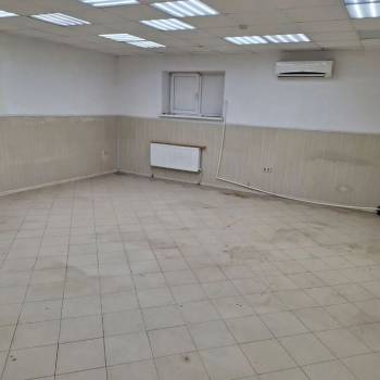 Сдается Нежилое помещение, 160 м²