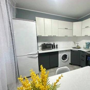 Сдается 2-х комнатная квартира, 56 м²