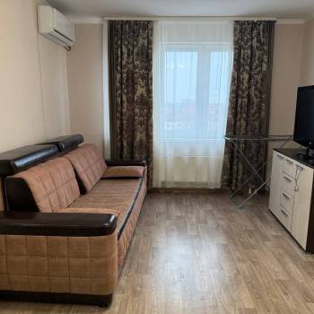 Сдается 1-комнатная квартира, 37 м²