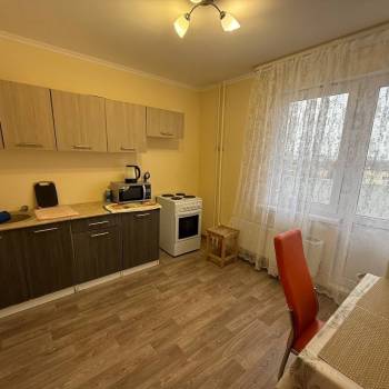 Сдается 1-комнатная квартира, 37 м²