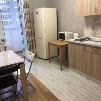 Сдается 1-комнатная квартира, 35 м²