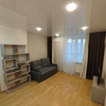 Сдается 1-комнатная квартира, 38,2 м²