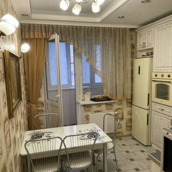 Сдается 2-х комнатная квартира, 60 м²