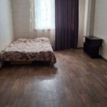 Сдается 1-комнатная квартира, 43 м²
