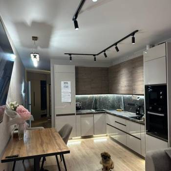 Сдается 1-комнатная квартира, 51 м²