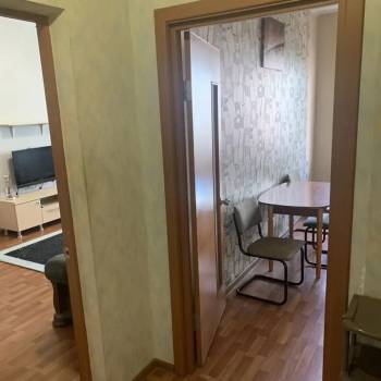 Сдается 1-комнатная квартира, 50 м²