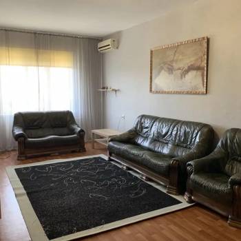 Сдается 1-комнатная квартира, 50 м²