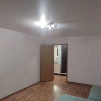 Сдается 2-х комнатная квартира, 67 м²