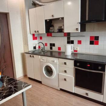Сдается 1-комнатная квартира, 46,9 м²